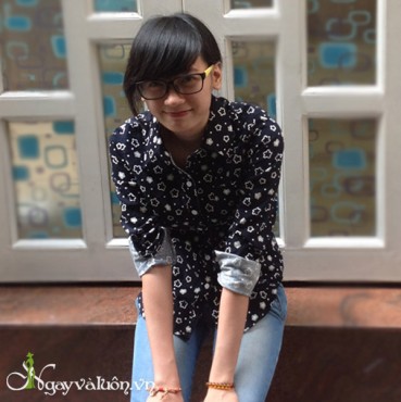 Áo Sơ Mi Họa Tiết Ngôi Sao