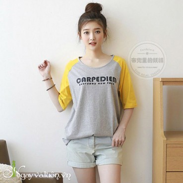 Áo Thun Tay Lỡ Phối Vàng